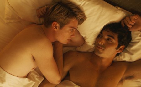 Red, White & Royal Blue’s Taylor Zakhar Perez defends Nicholas Galitzine from “rude” sexuality questions