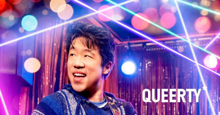 Broadway’s Raymond J. Lee on getting “sliced” by Josh Groban, boy band dance moves & zaddy vibes