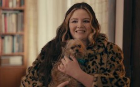 ‘Cora Bora’: Bisexual singer’s tumultuous journey takes flight in uneven comedy