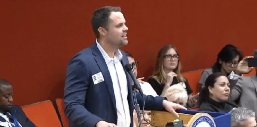 Gay Florida Democratic Candidate Sues His Aunt For Running Against Him With A Soundalike Pseudonym