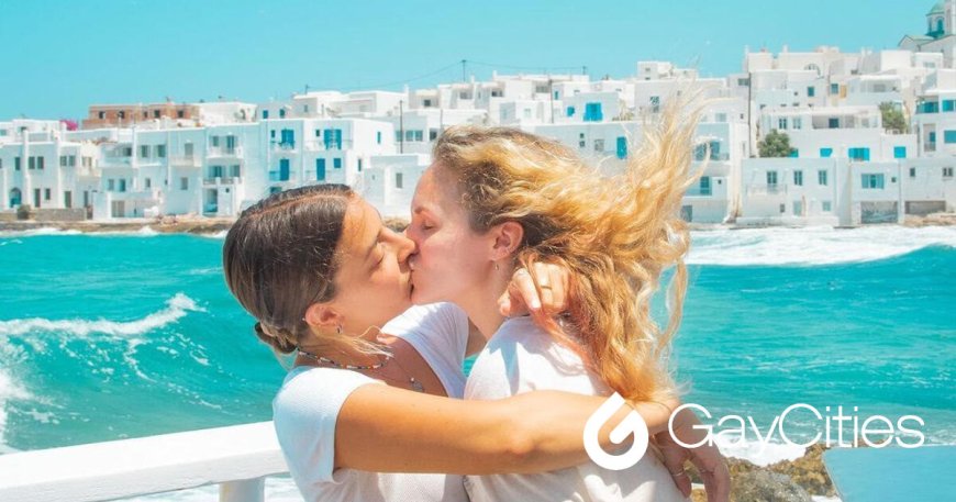 Gabi and Shanna from 27travels share tips on how to become a travel content creator