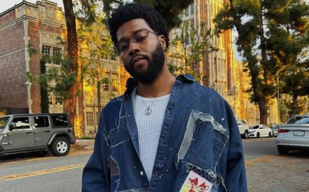 “I wasn’t hiding anything”: Khalid comes out as gay after being outed on social media