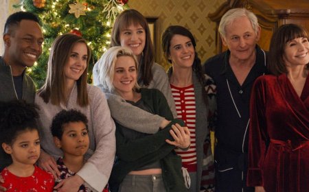 The HoliGAY Spirit Is Here! 25 Must-Watch Festive Lesbian Movies
