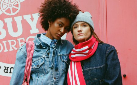 Pitch side dates: Sapphic couples on why they love Arsenal