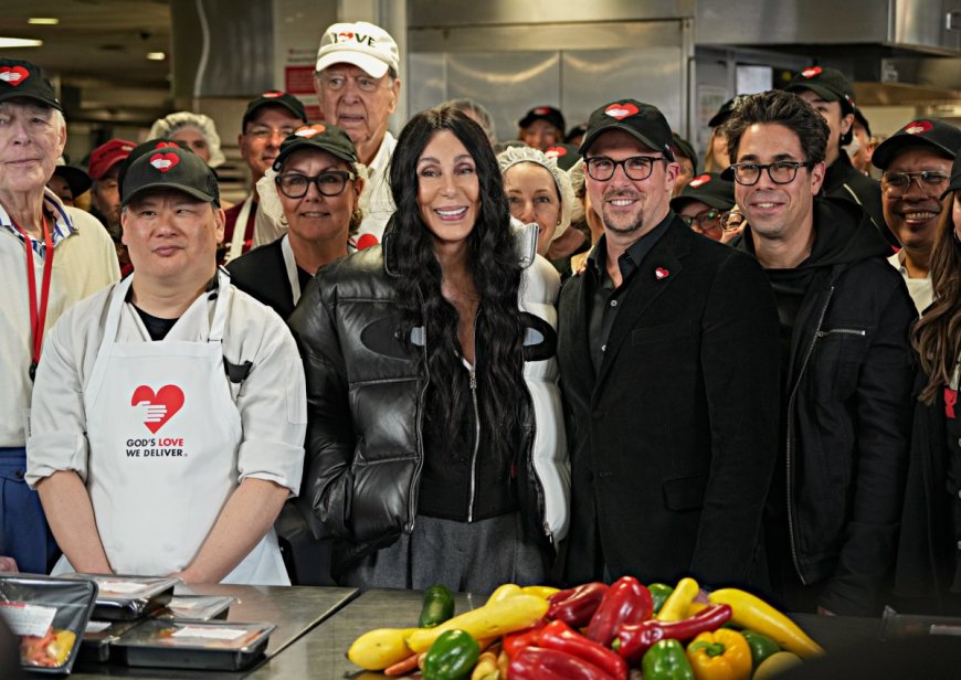 Cher visits God’s Love We Deliver kitchen ahead of benefit concert for nonprofit based in SoHo