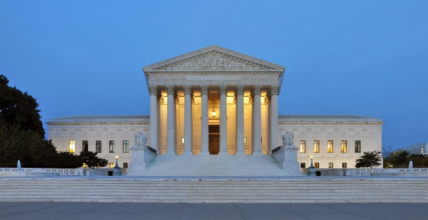 SCOTUS likely to rule for parents in dispute over LGBTQ-themed books in Maryland