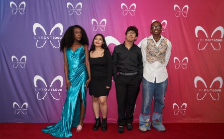 Live Out Loud’s homecoming gala honors queer youth, community builders