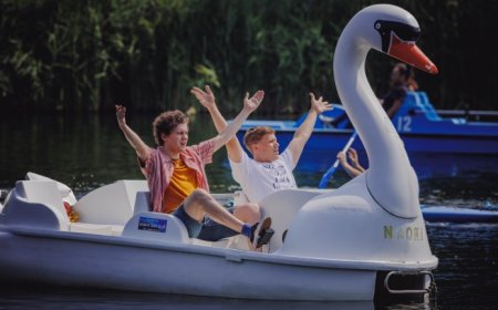 La tercera y última temporada de la serie gay Big Boys se estrena en Filmin