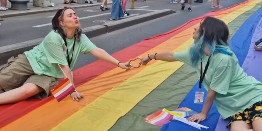 30,000 March In Bucharest Pride As Christian Far-Right Group Counters With Its “March For Normality” [VIDEO]