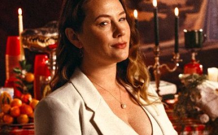 EA Hanks, Thank You For Coming Out