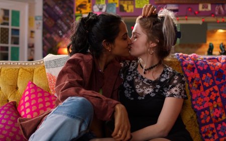 Inside ‘The Queen of My Dreams’: A Joyous Queer Muslim Tale Across Generations