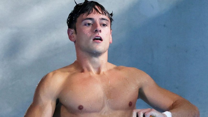 Tom Daley’s Top Knitting Moments That We Honestly Can’t Forget About