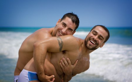 How to flirt across language barriers & still end up naked while on vacation