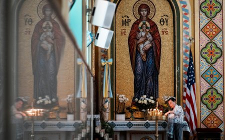 Less than half of LGBTQ Americans are religious: Pew