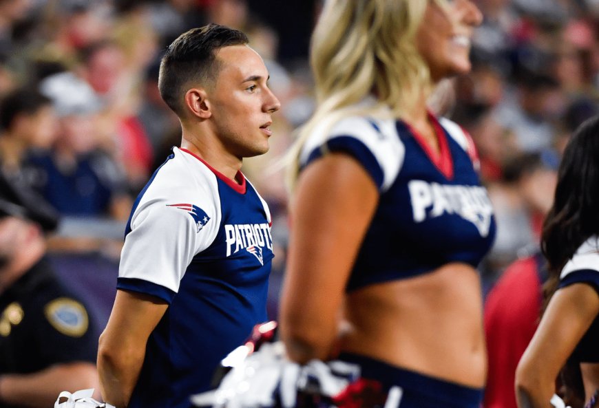 New England Patriots male cheerleader refuses to take responsibility for team’s decline