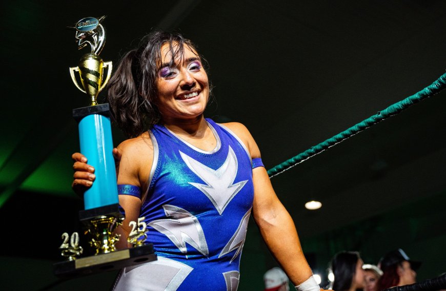 Out pro wrestler Amira becomes first 2-time Queen of Thorns winner