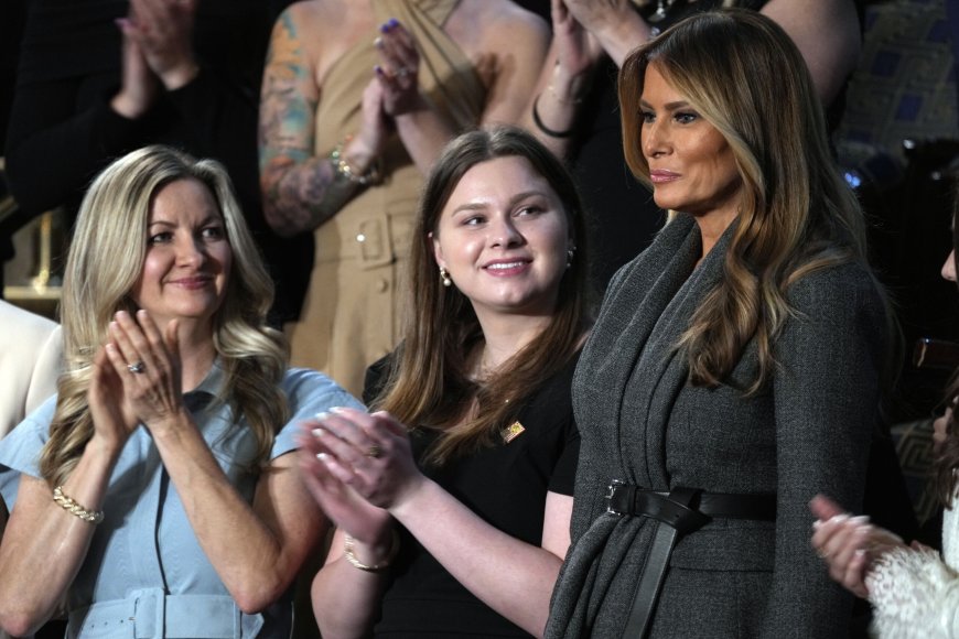 “I can’t wait to buy this”: Nobody’s more excited about that fake Melania Tr*mp Vanity Fair cover than MAGA homophobes