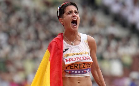 Out world champion joins tiny group of legends that includes Usain Bolt