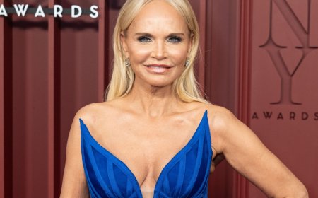 The gays really aren’t buying Kristin Chenoweth’s “apology”