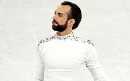 These 10 genderqueer athletes all proudly share their pronouns in their bios