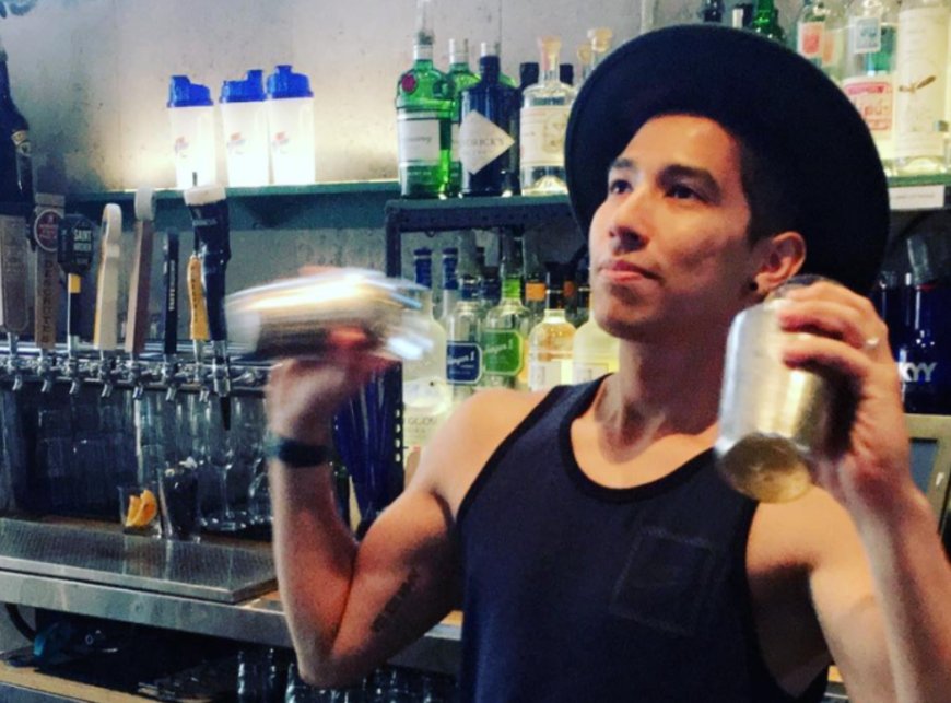 This sexy bartender is here to show you the hot spots in San Francisco’s fabulous Fruit Loop