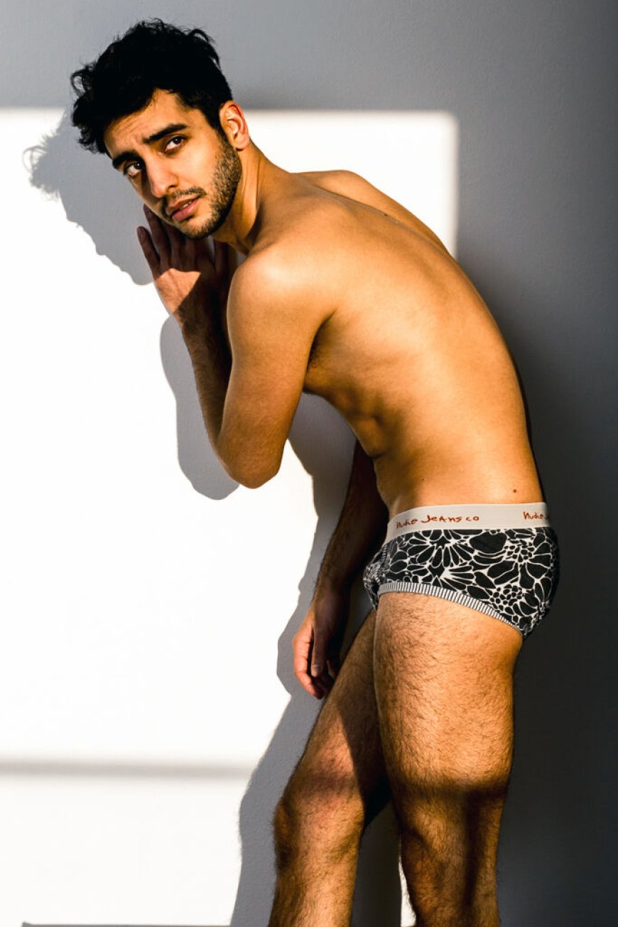 10 beautiful men from around the world mark a sexy decade