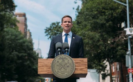 Manhattan Council Member Erik Bottcher tells amNewYork he’s running for Congress to combat autocracy in America