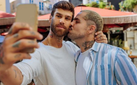 These are the best cities for gay men seeking “spontaneous encounters” in real life