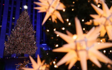 Guide to queer holiday events in NYC