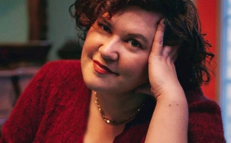 Heated Rivalry author Rachel Reid watched the season finale at a beloved queer bar