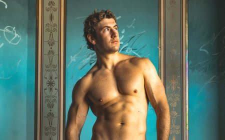 This Model Sculpted His Body After the Grecian Ideal