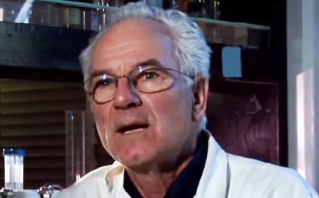 Infamous AIDS Denialist Peter Duesberg Dies At 89