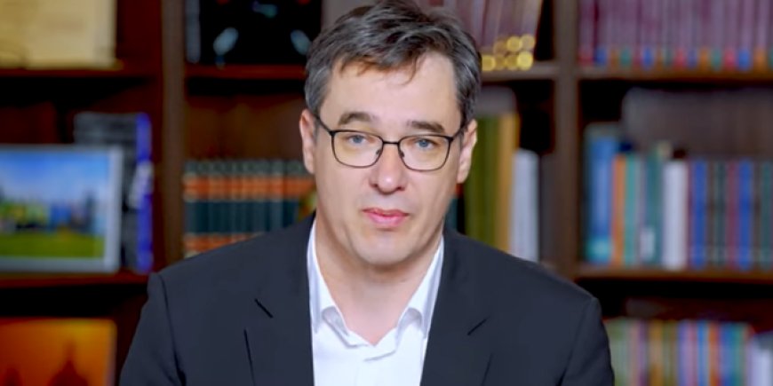 Hungary Charges Budapest Mayor Over Pride Rally