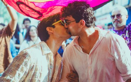 21 beautiful photos from a defiant Mumbai Queer Pride