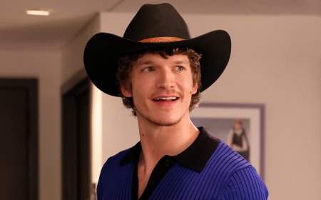 Connor Storrie Sends A Steamy Message as Rozanov in Must-See ‘SNL’ Promo