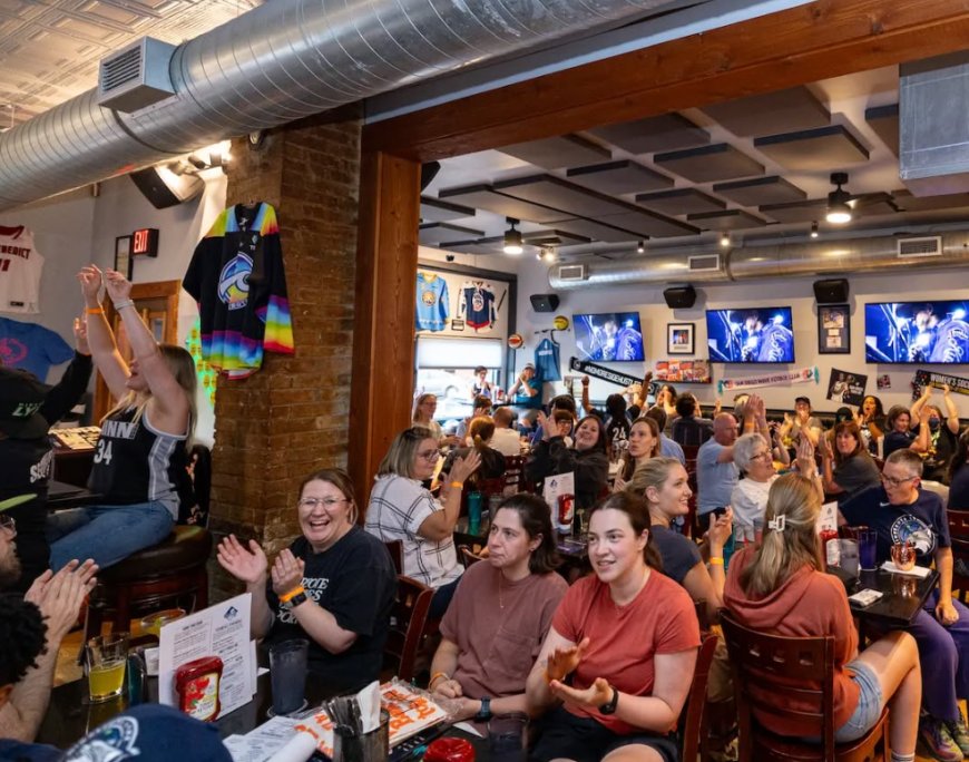 The rising tide of women’s sports bars