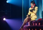 Inside Lily Allen’s Emotional L.A. Concert and That Wild Lisa Rinna Moment