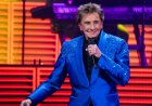 Barry Manilow Says Coming Out in the ’70s ‘Would Have Killed’ His Career