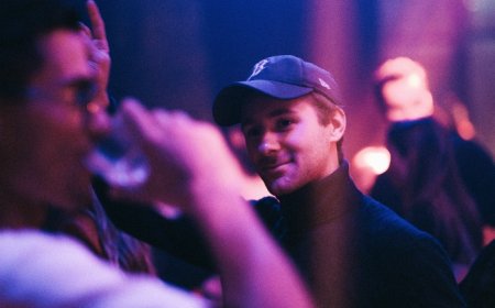Top 5 Destinations With the Best LGBTQ+ Nightlife