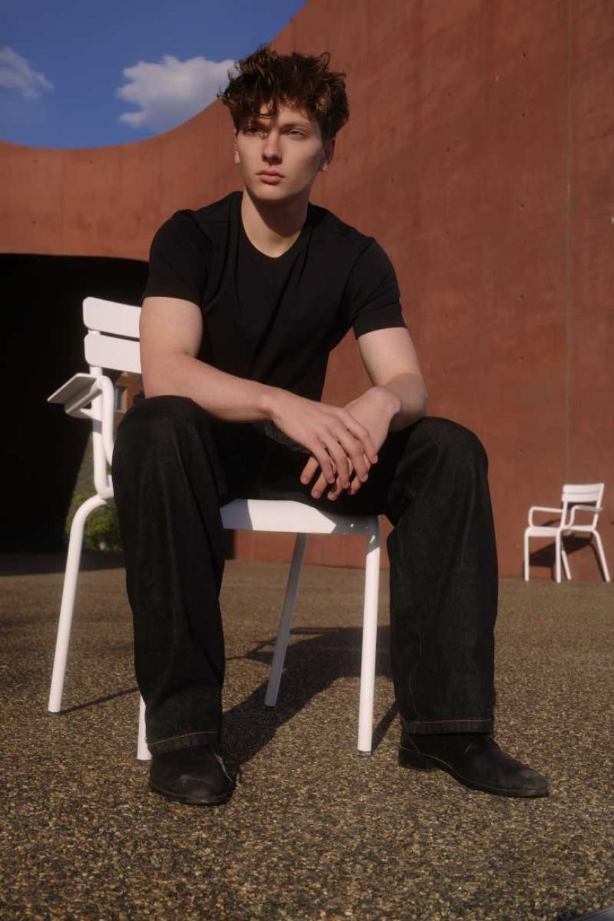 Jasper Quattrone: An 18-Year-Old Artist Rewriting the Rules of Success