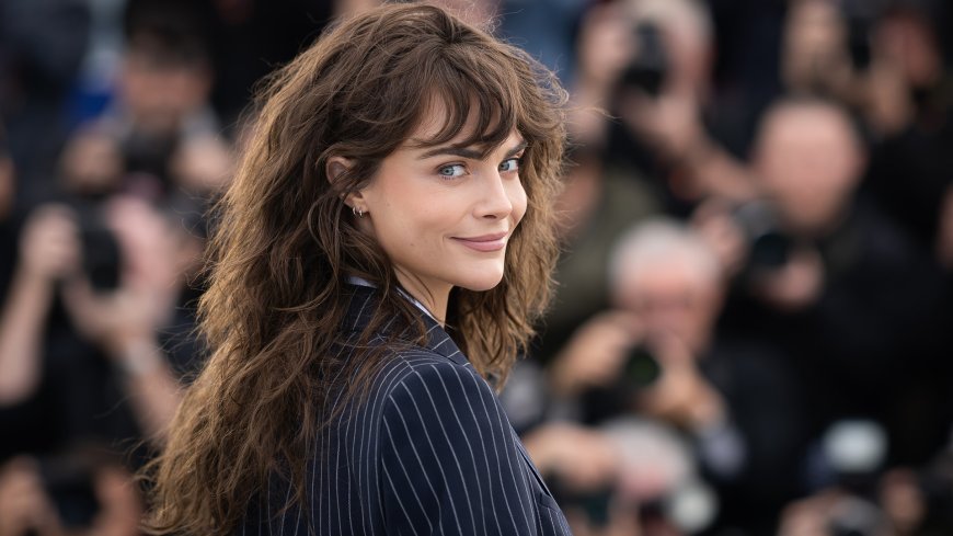 Cara Delevingne Gets Honest About Labels, Internalized Homophobia, and Love