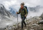 8 Essential Items You Need to Carry on a Hike