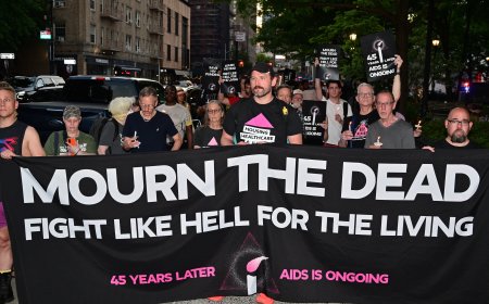 PHOTOS: NYC AIDS Memorial vigil marks 45 years since CDC’s first report on epidemic