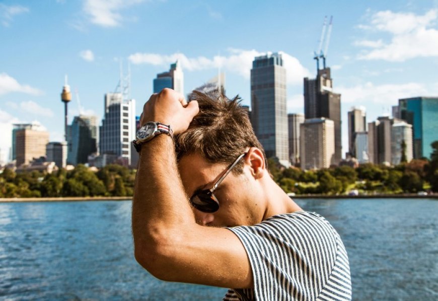 How Scent Shapes Travel Memories: The Fragrances We Associate With Cities and Adventures