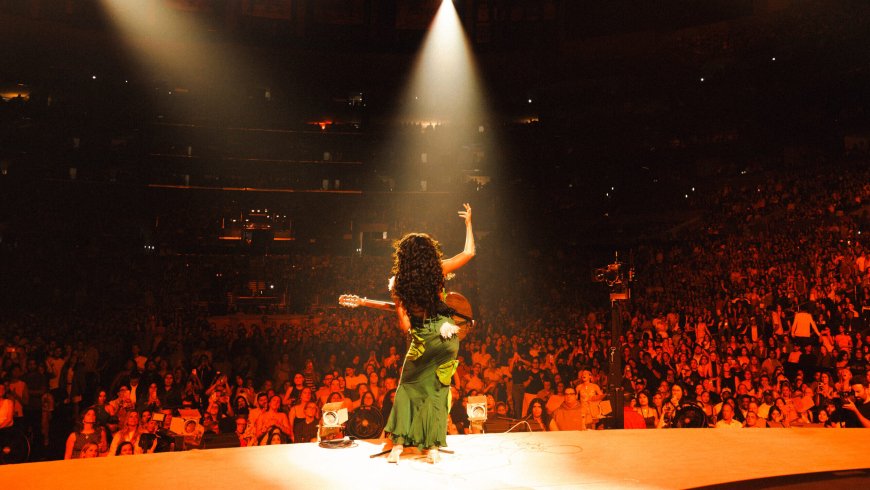Olivia Dean Is The Classic Superstar We’ve Been Waiting Form And Her LA Show Proved It