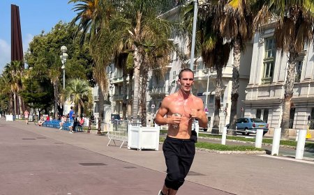 The homo haven of Nice offers baths and boys on the beach