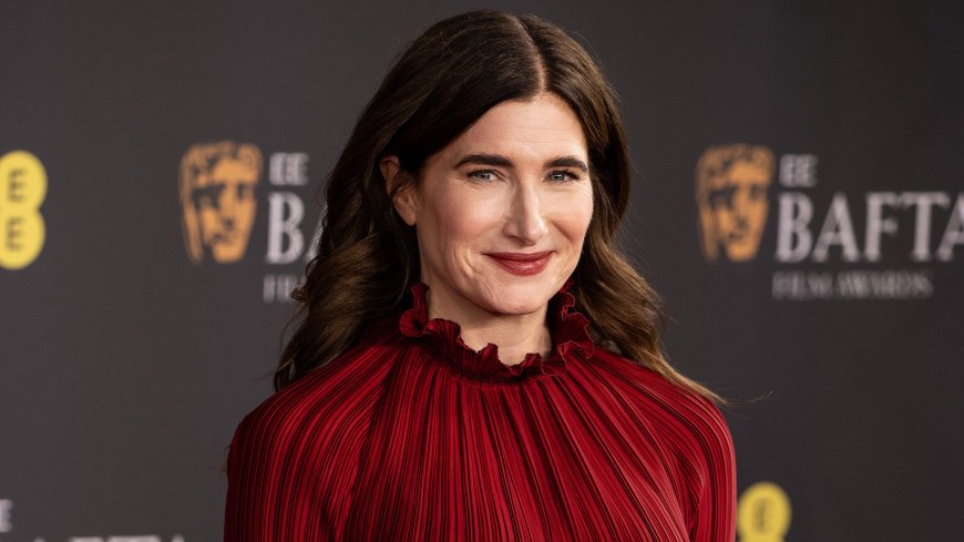 Kathryn Hahn Is Already Mothering as Mother Gothel in First Look at Disney’s Live-Action ‘Tangled’