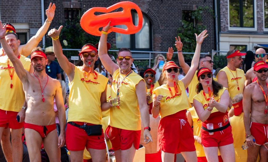 The Amsterdam World Pride parade was another level on the ‘Gaywatch’ boat