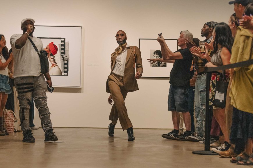 Mini ball pays tribute to Yves Saint Laurent at International Center for Photography
