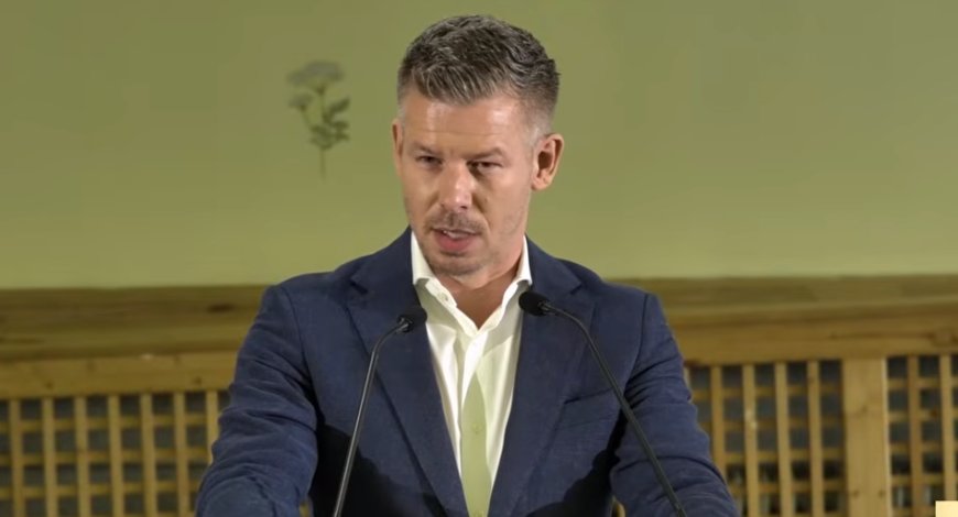 Hungarian PM Pledges To Restore Gay Adoption Rights